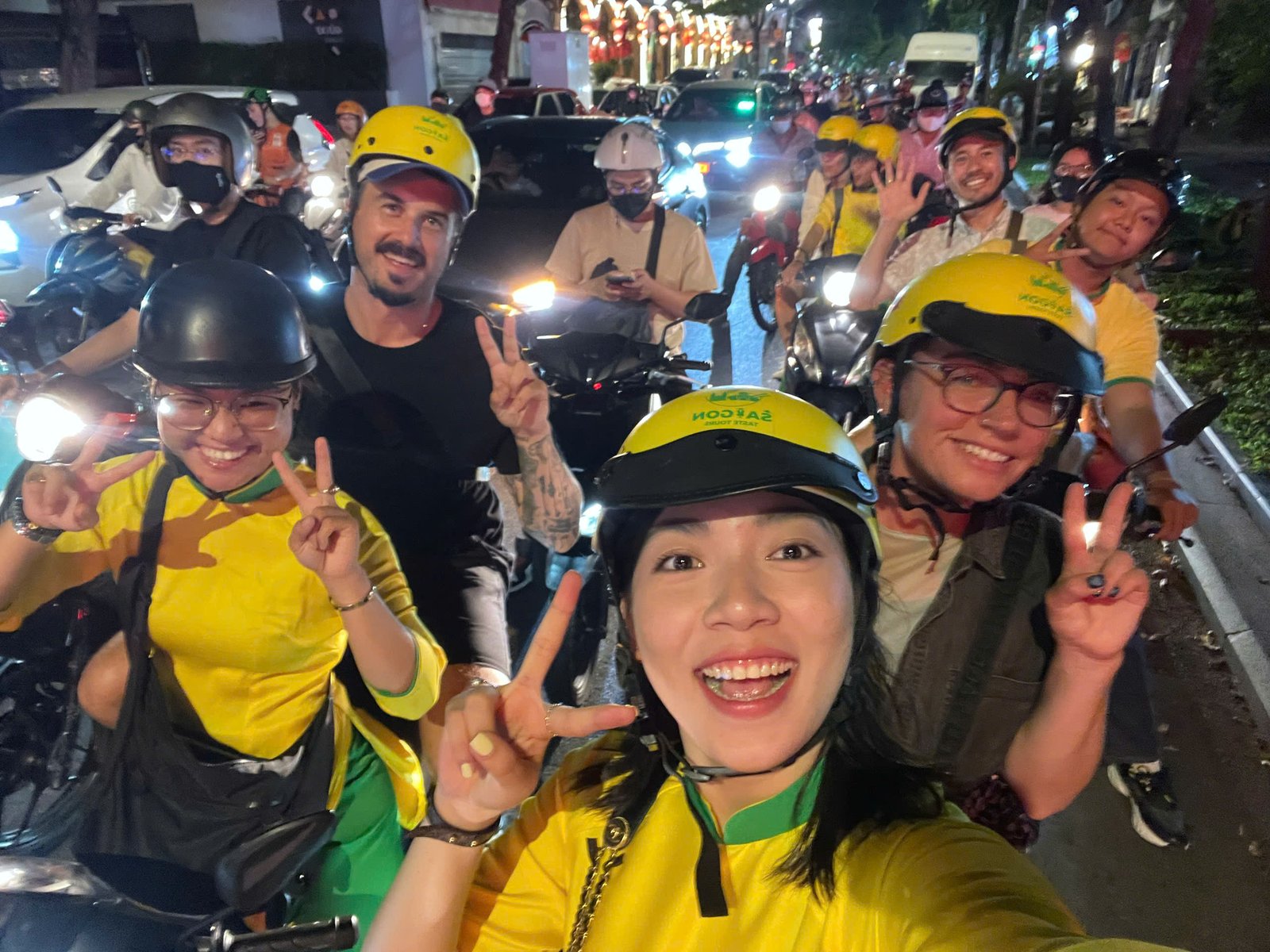 Saigon Ultimate Street Food Tour – Premium Tastings by Motorbike