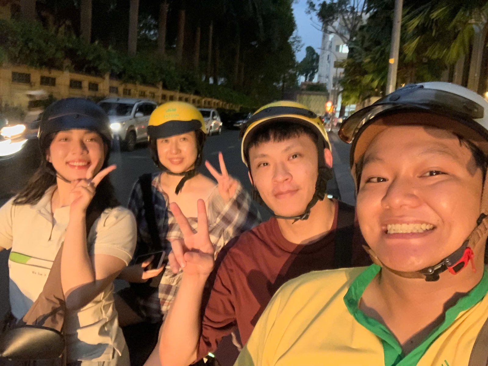 Saigon Motorbike Street Food, and Sightseeing Tour with Thirteen Tastings