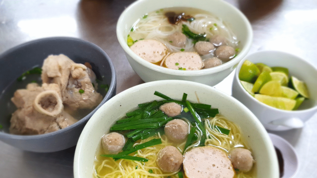 Bun Bo Vien Co Hoa