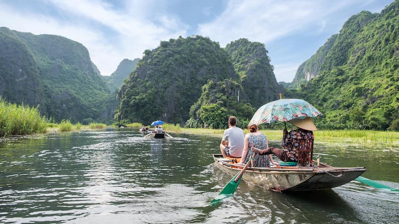 Practical tips for first-time travelers to vietnam
